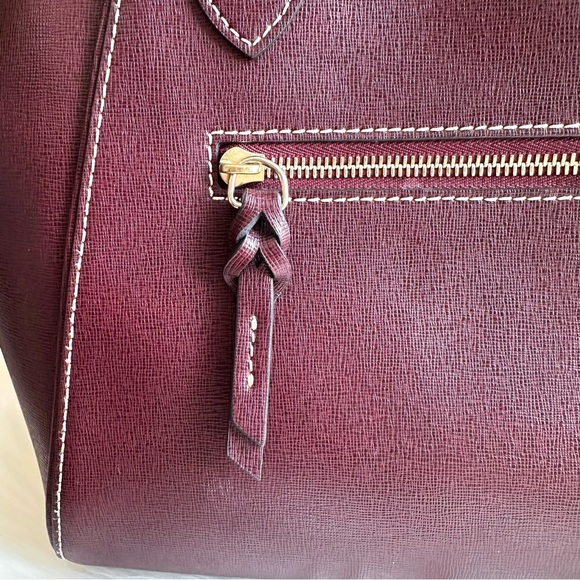 Dooney & Bourke Women’s Satchel in Pebble Grain Leather in Rich Burgundy colour - Picture 11 of 16